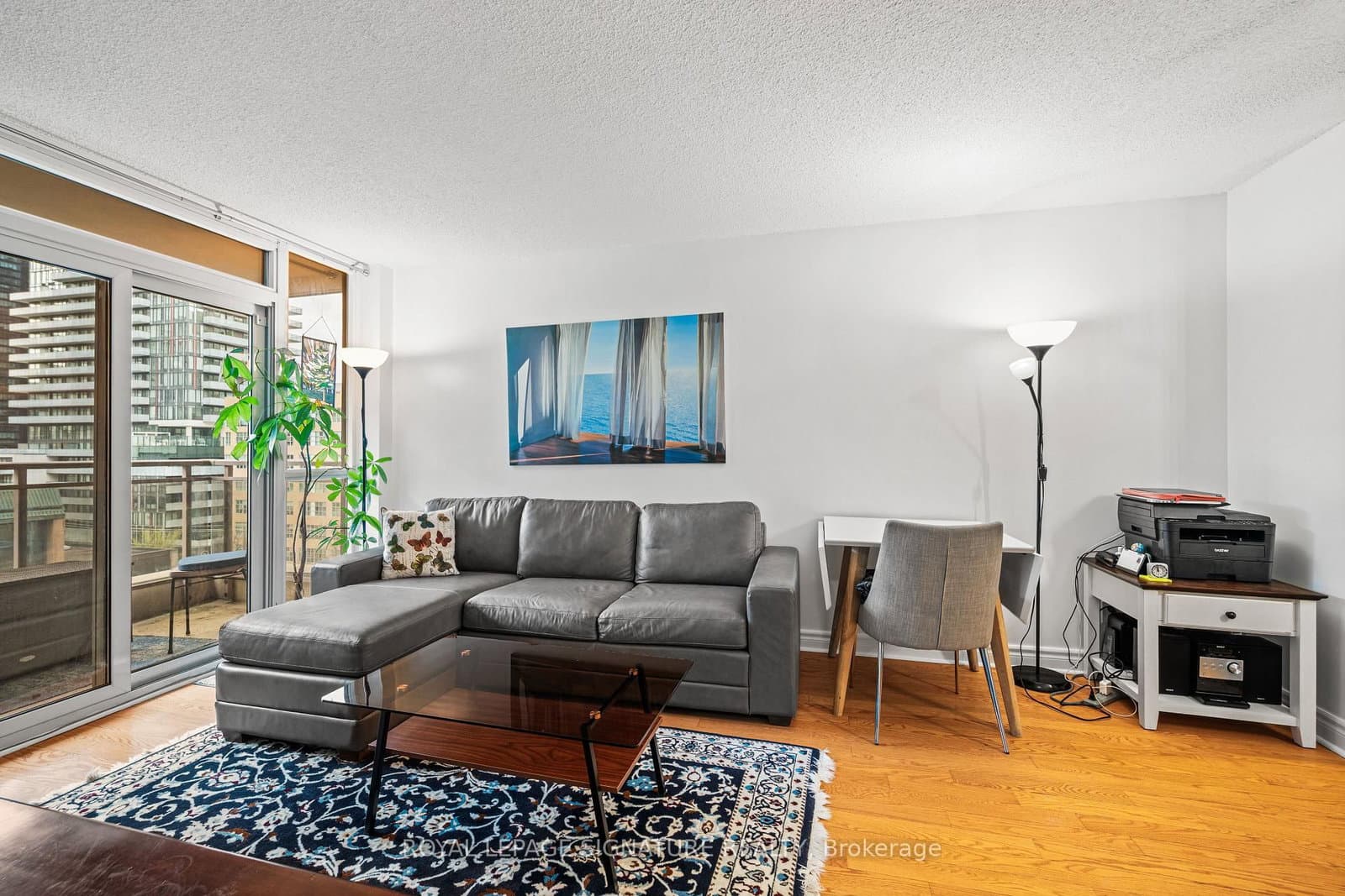 123 Eglinton Avenue E, Unit 813 thumbnail 17
