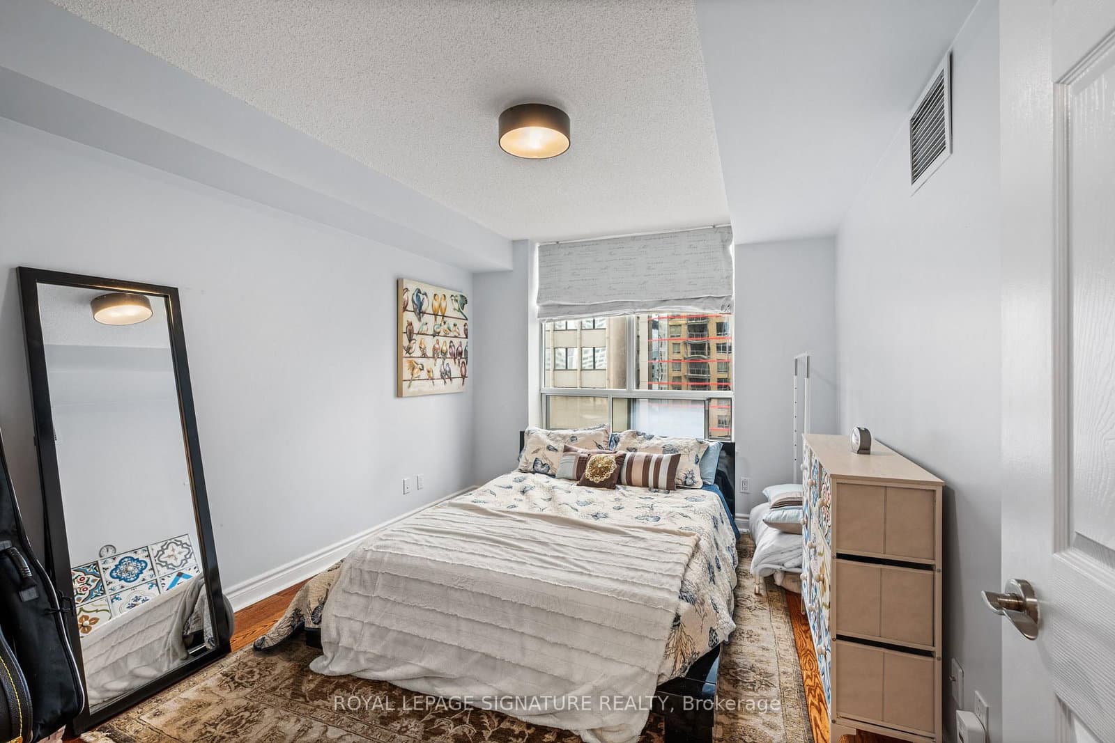 123 Eglinton Avenue E, Unit 813 thumbnail 19