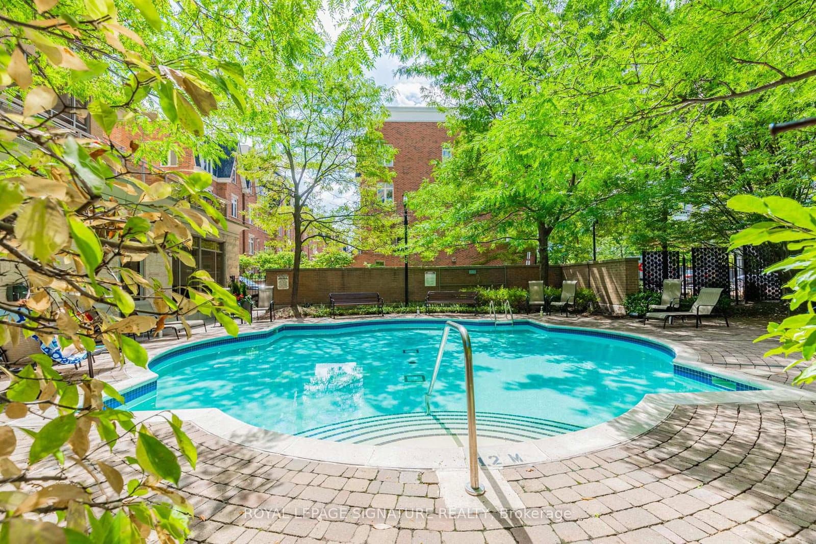 123 Eglinton Avenue E, Unit 813 thumbnail 31