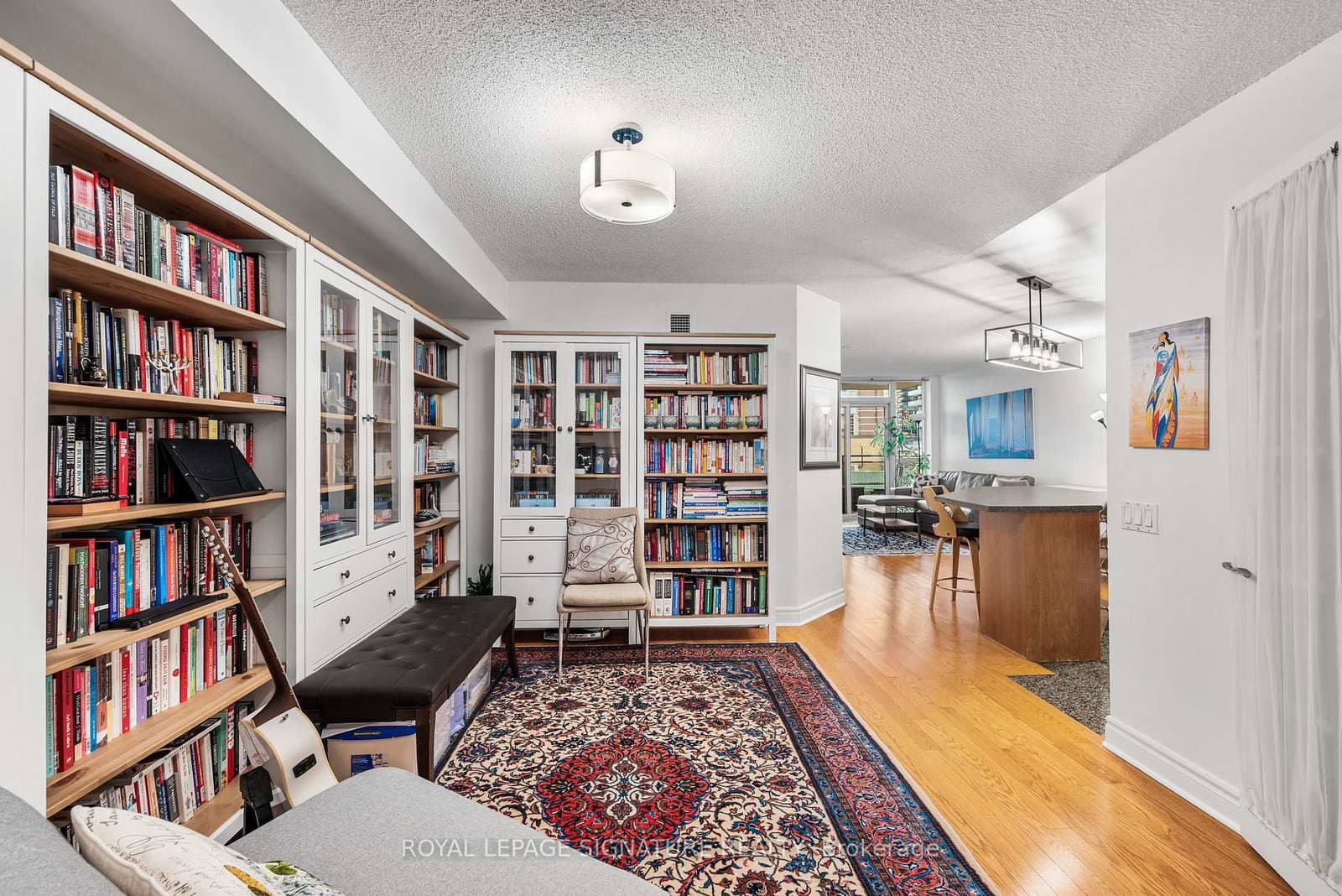 123 Eglinton Avenue E, Unit 813 thumbnail 4