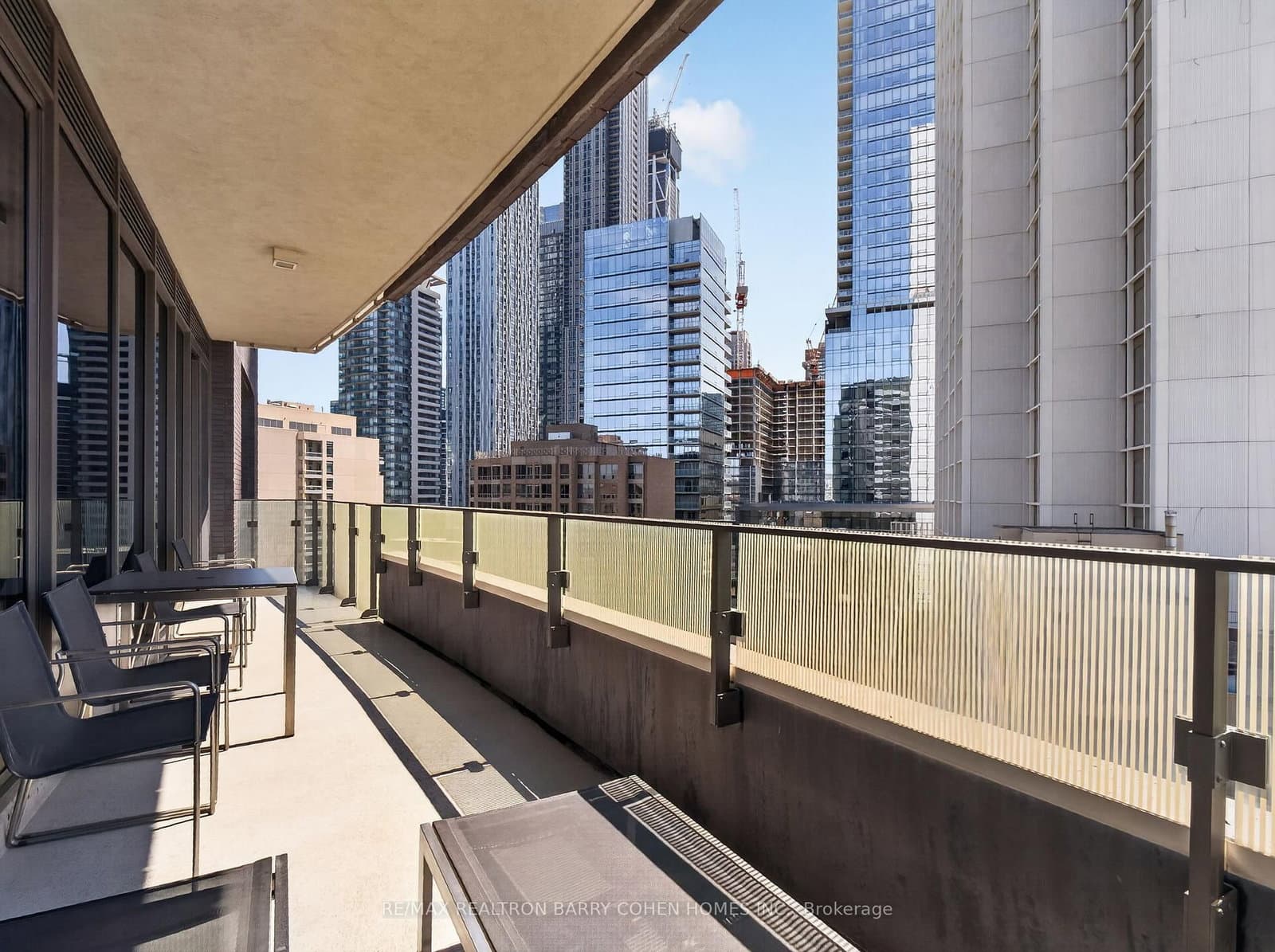 88 Davenport Road, Unit 1202 thumbnail 14