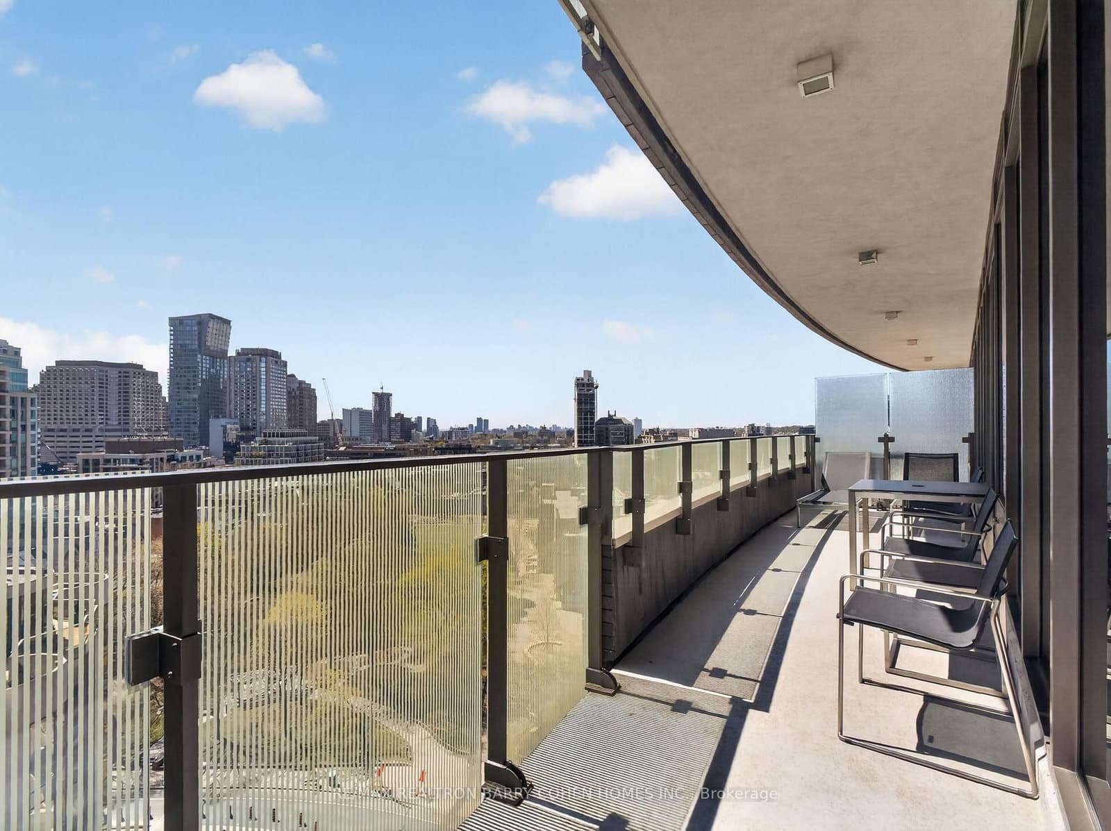 88 Davenport Road, Unit 1202 thumbnail 15