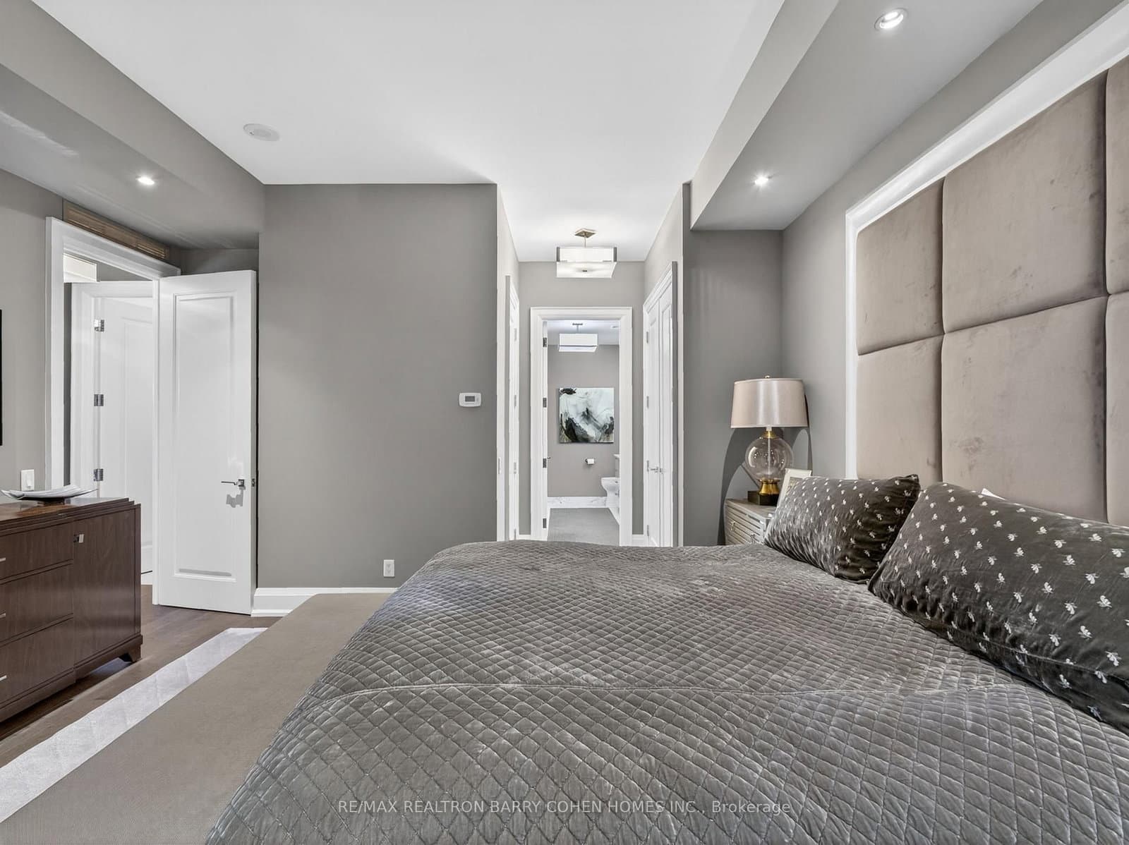 88 Davenport Road, Unit 1202 thumbnail 22