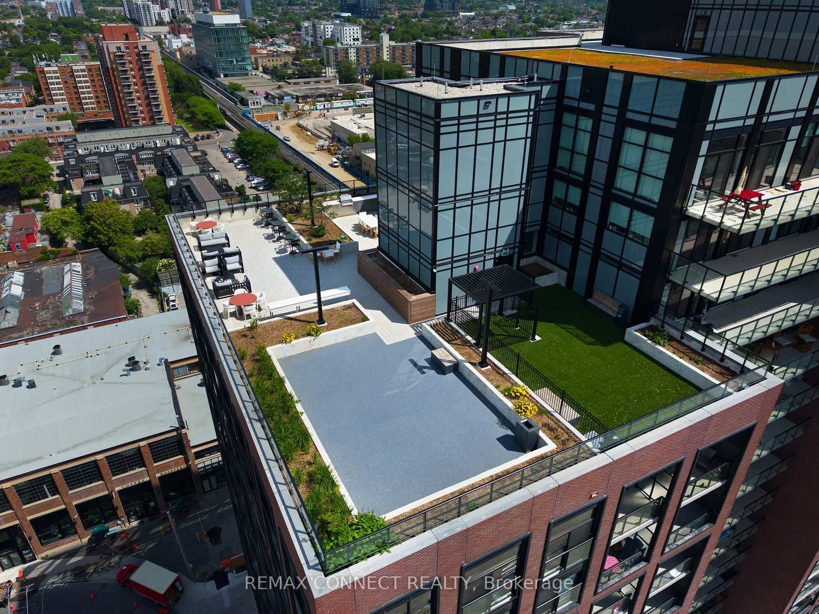 181 Sterling Road, Unit 1107 thumbnail 41