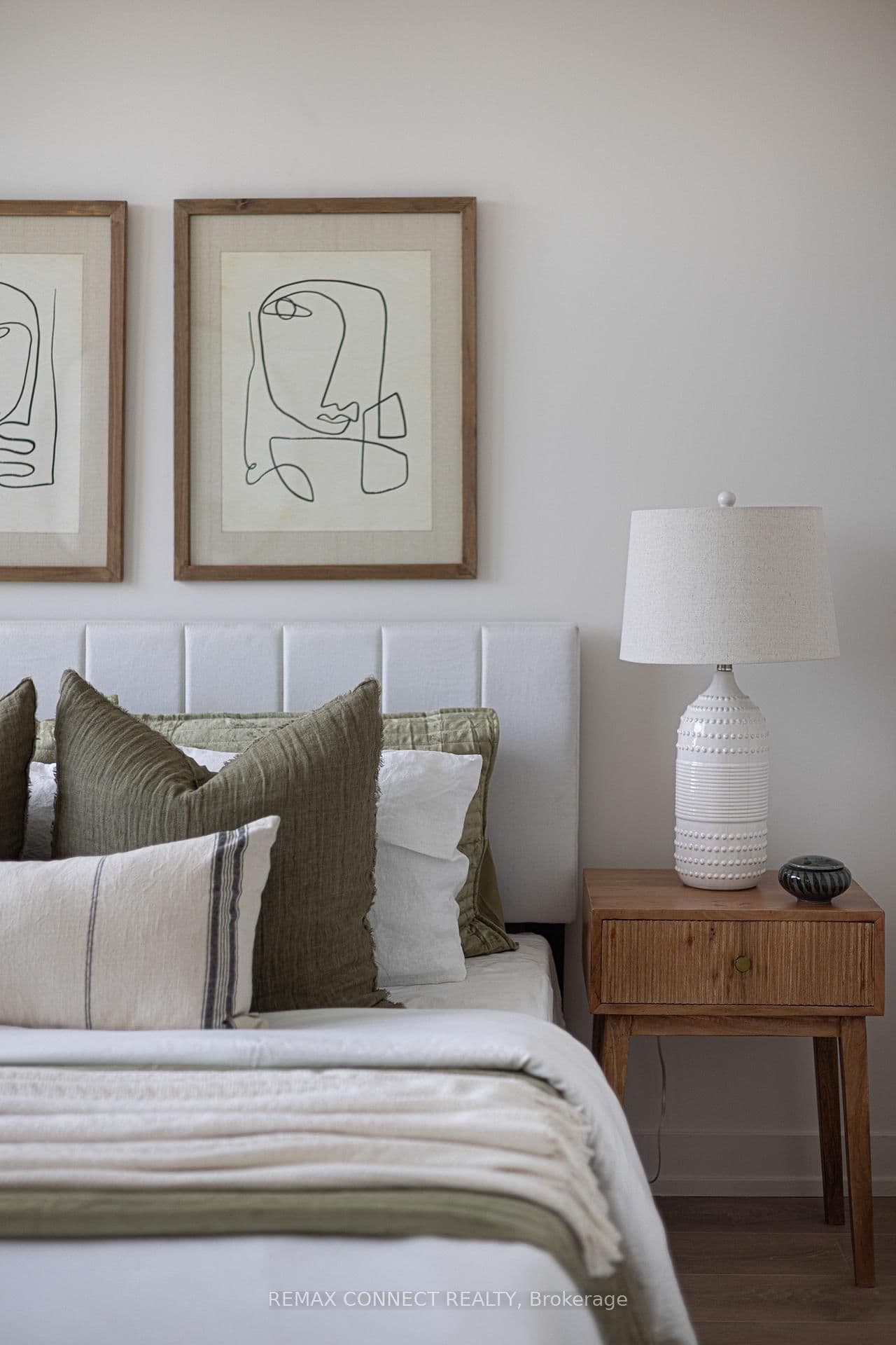 181 Sterling Road, Unit 1107 thumbnail 6