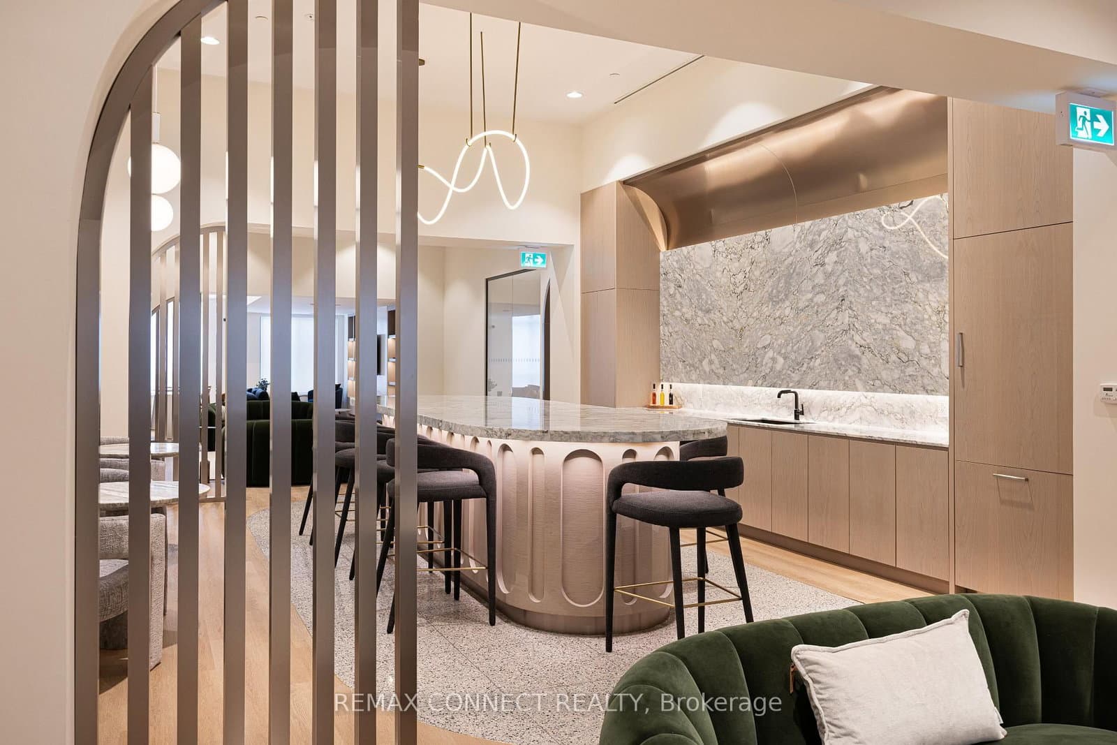 181 Sterling Road, Unit 1002 thumbnail 47