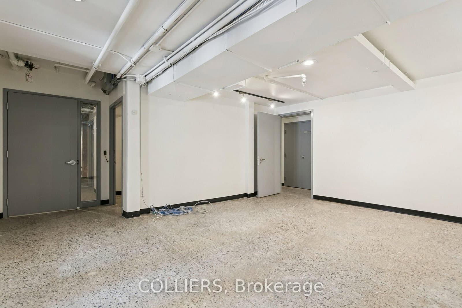 489 Queen Street E, Unit B100 thumbnail 4