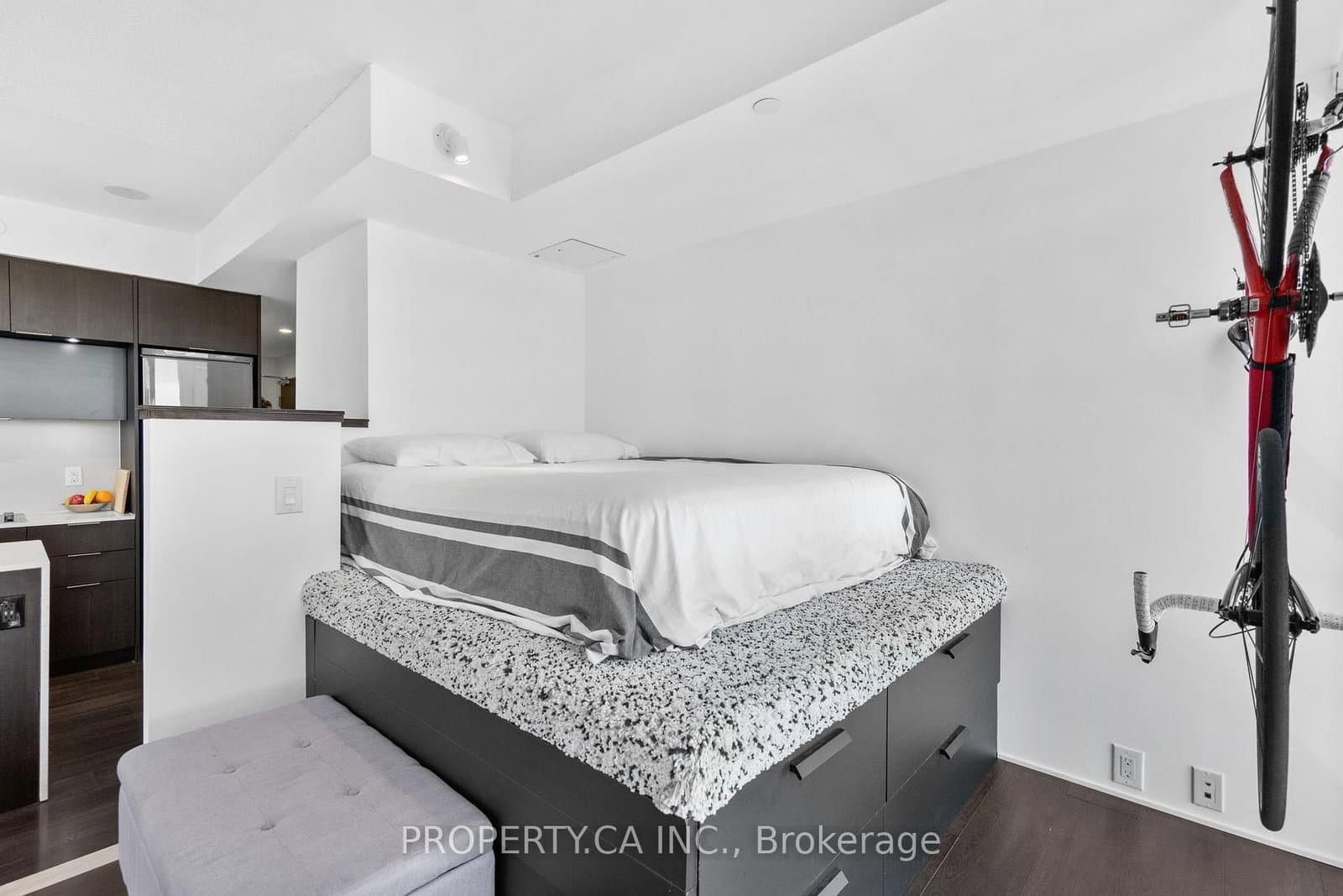 170 Sumach Street, Unit 2212 thumbnail 14