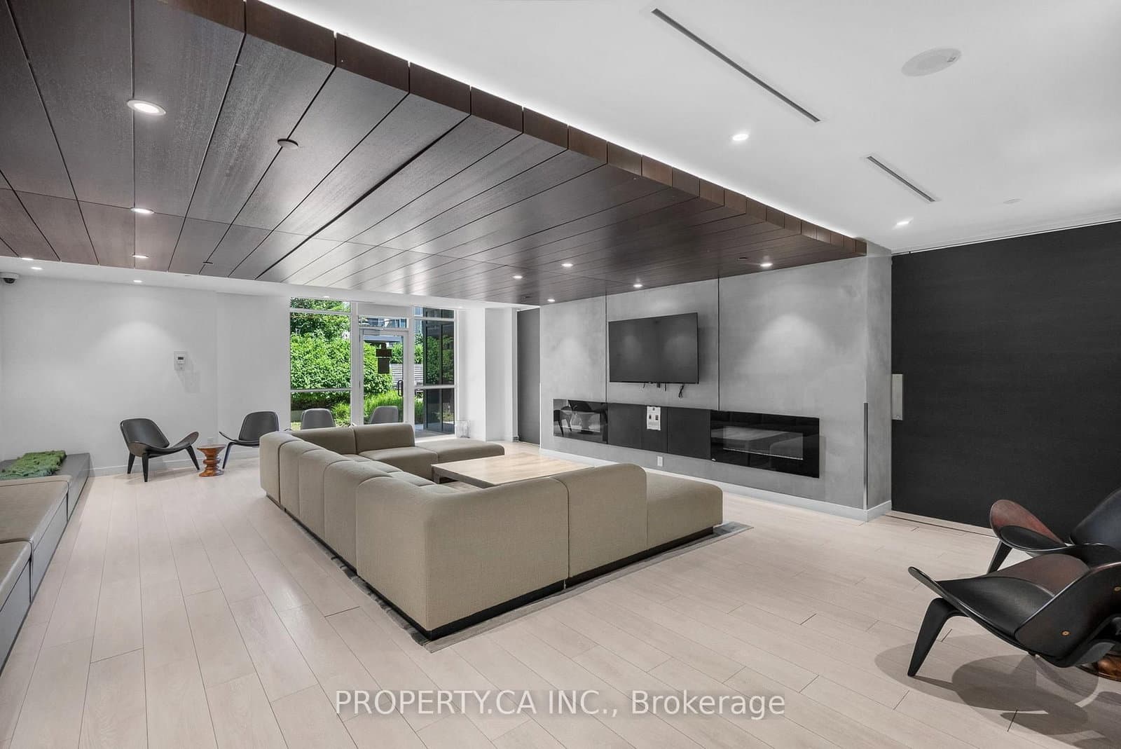 170 Sumach Street, Unit 2212 thumbnail 37