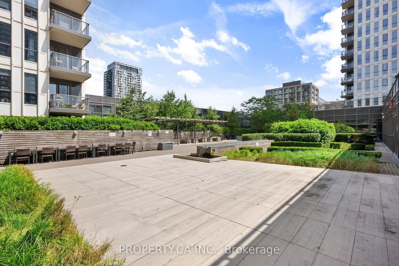 170 Sumach Street, Unit 2212 thumbnail 38