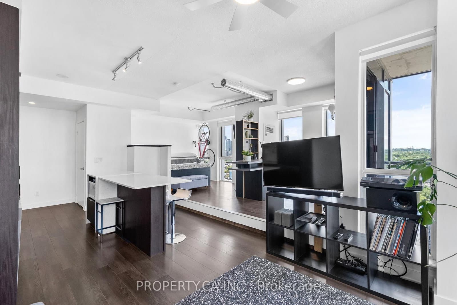 170 Sumach Street, Unit 2212 thumbnail 9