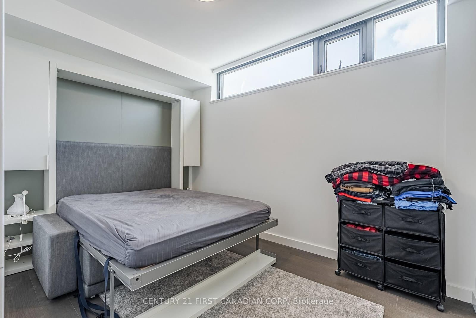 81 Wellesley Street E, Unit 1405 thumbnail 10