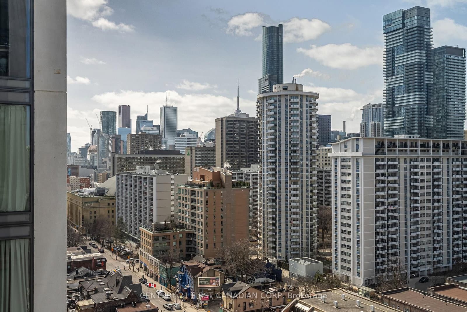 81 Wellesley Street E, Unit 1405 thumbnail 21