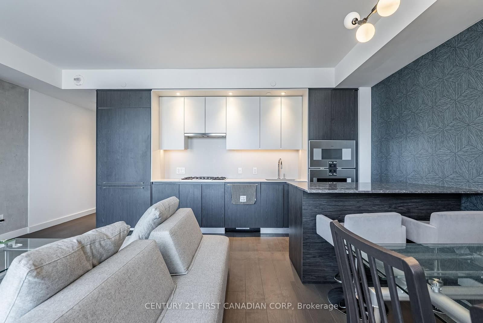 81 Wellesley Street E, Unit 1405 thumbnail 4