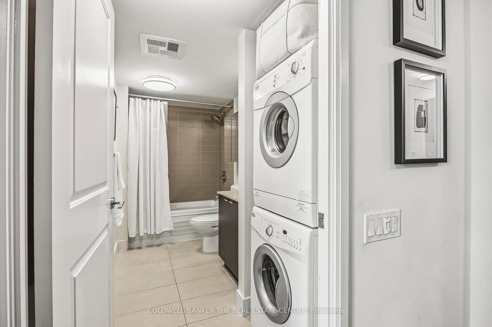 23 Sheppard Avenue E, Unit 912 thumbnail 18