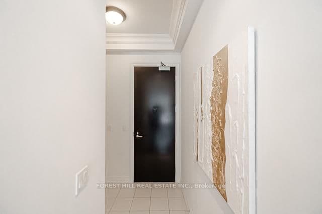 20 Burkebrook Place, Unit 502 thumbnail 2
