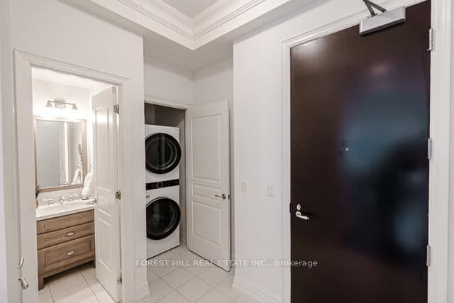 20 Burkebrook Place, Unit 502 thumbnail 3