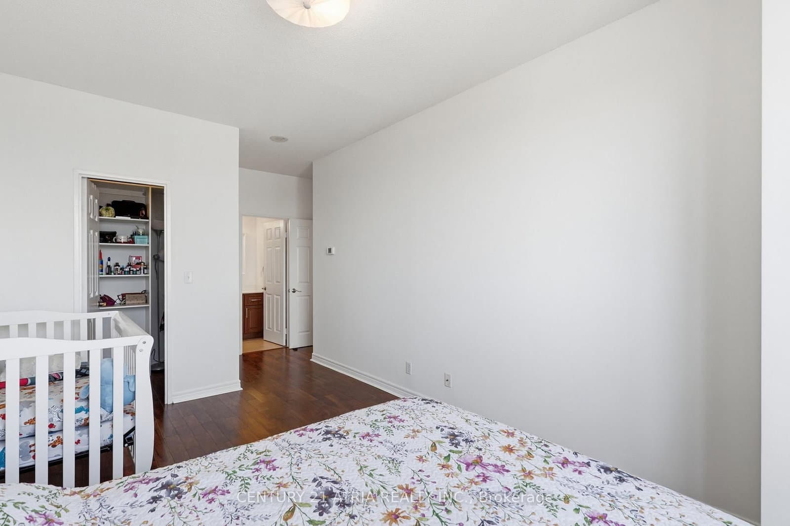 23 Hollywood Avenue, Unit PH202 thumbnail 14