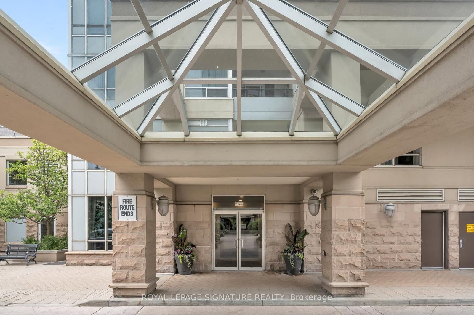2 Rean Drive, Unit 306 thumbnail 47