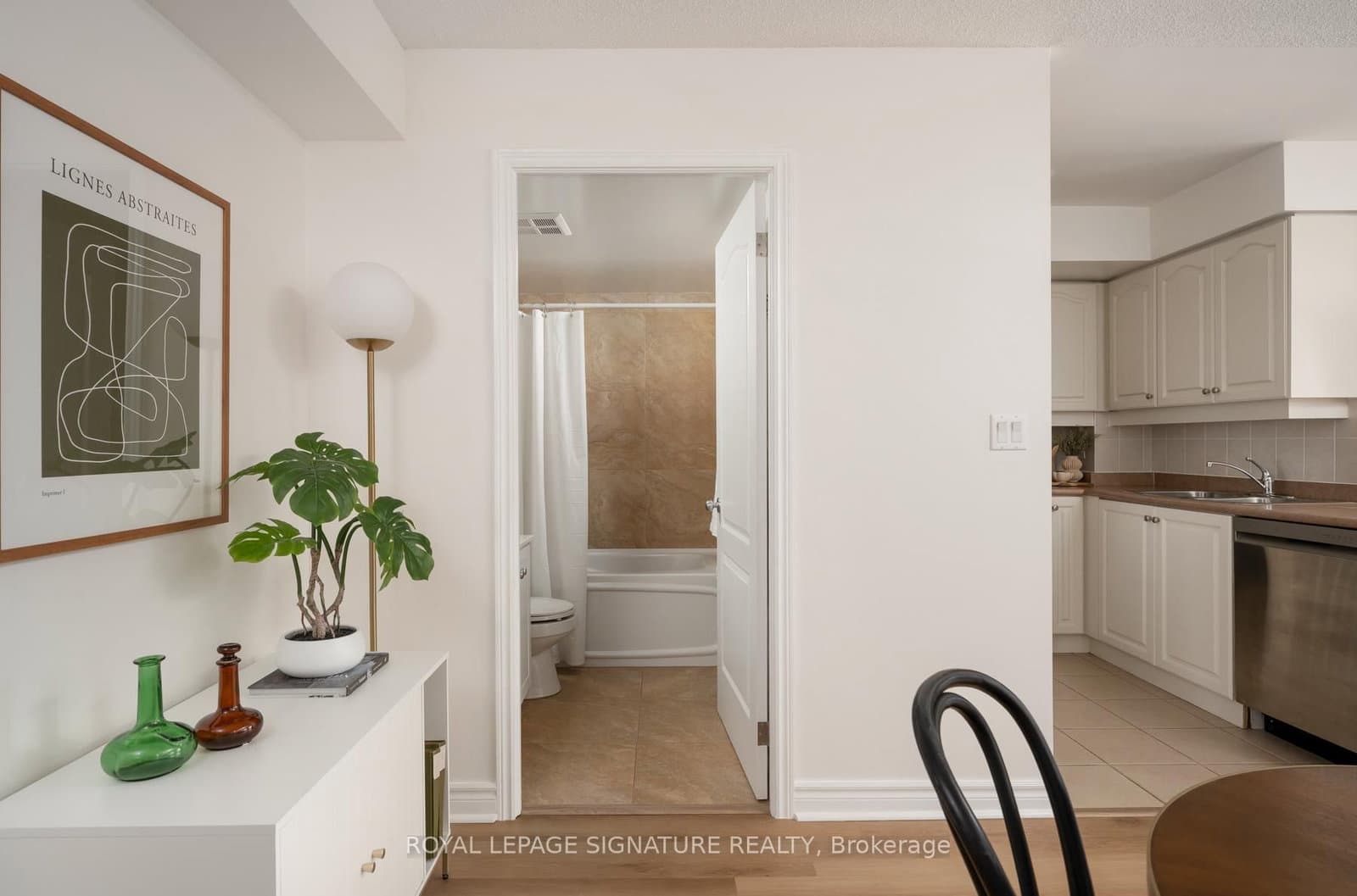 2 Rean Drive, Unit 306 thumbnail 9