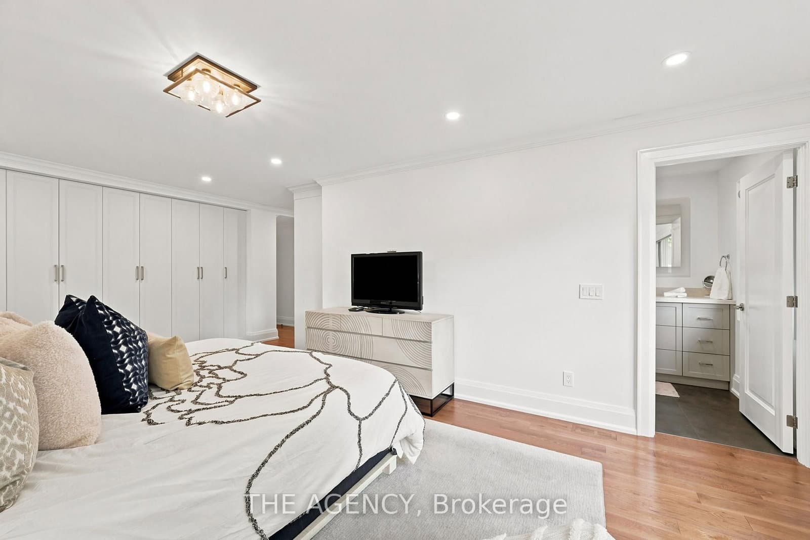 418 Soudan Avenue thumbnail 18
