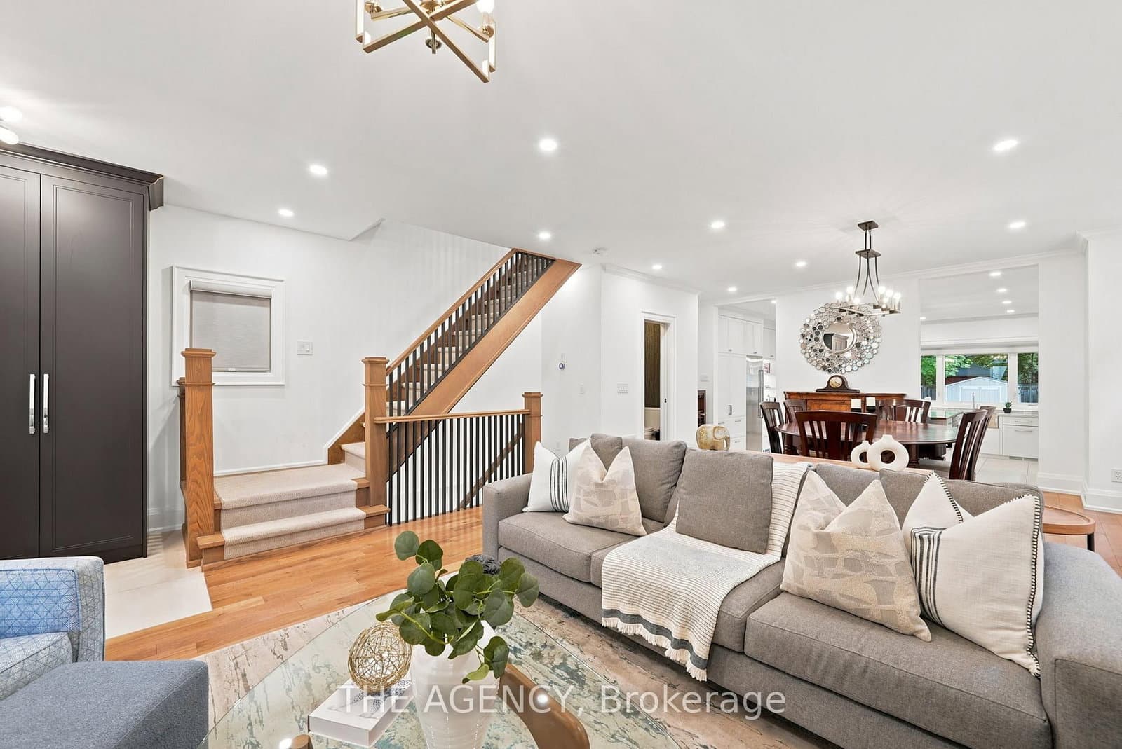 418 Soudan Avenue thumbnail 4