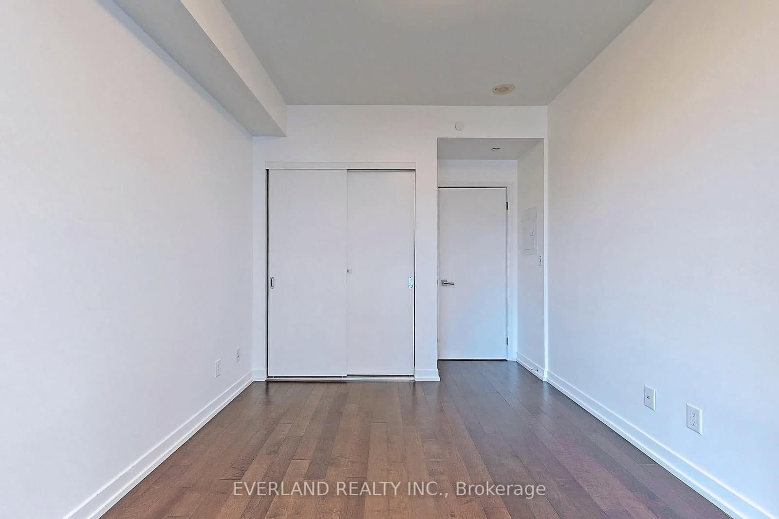 21 Widmer Street, Unit 1507 thumbnail 18