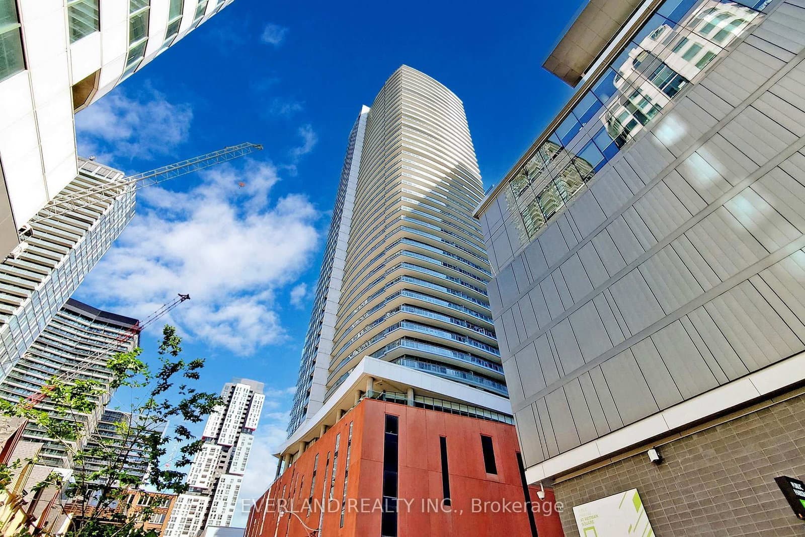 21 Widmer Street, Unit 1507 thumbnail 27