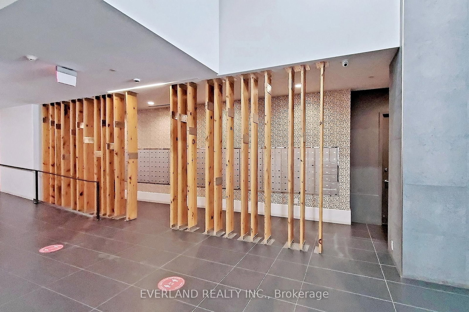 21 Widmer Street, Unit 1507 thumbnail 32