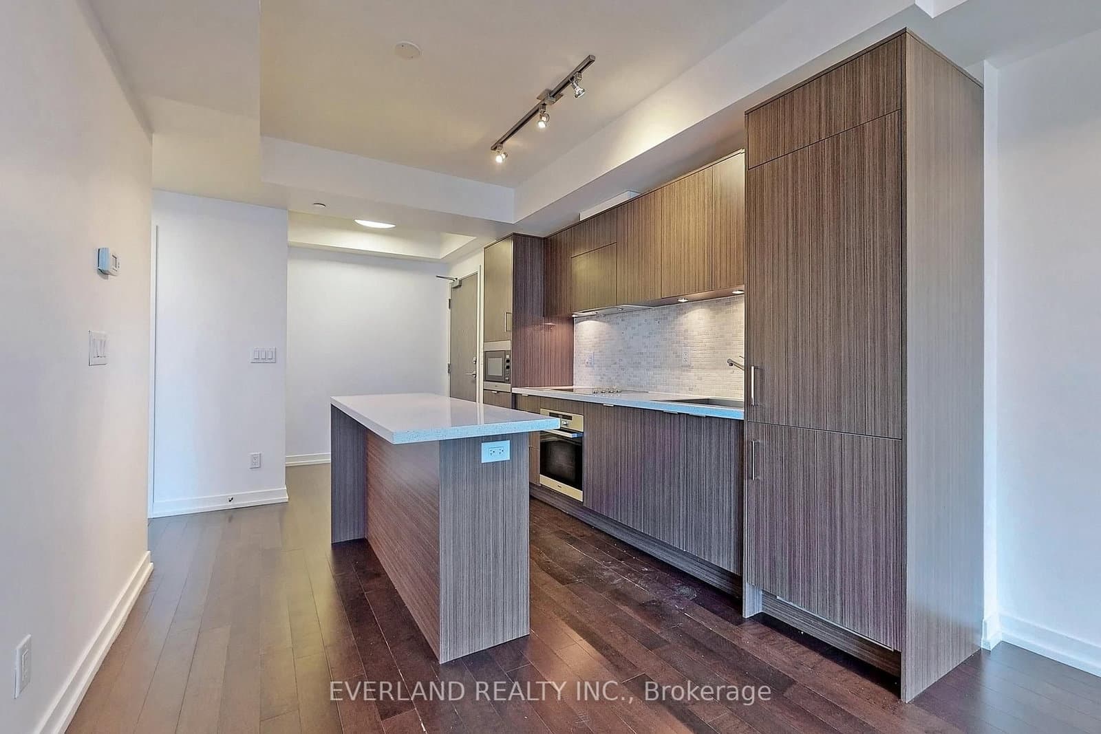 21 Widmer Street, Unit 1507 thumbnail 5