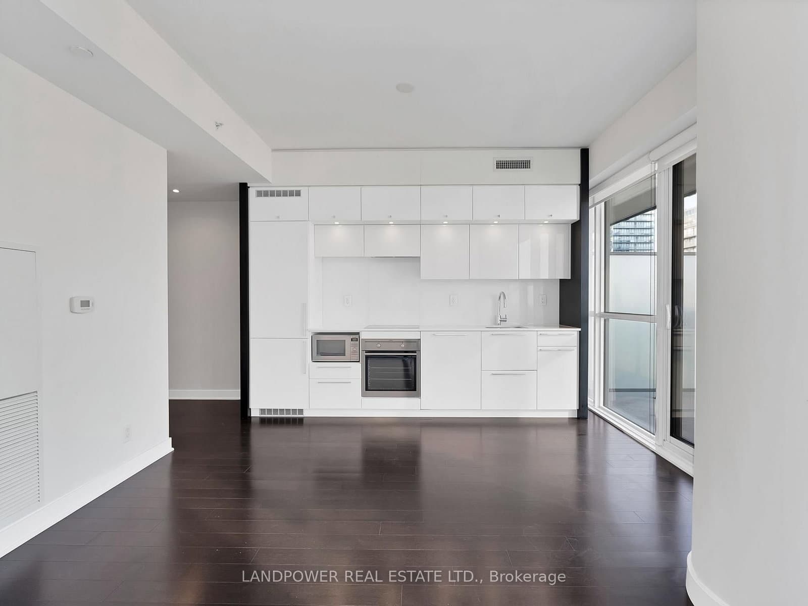 #2609 - 15 Grenville Street