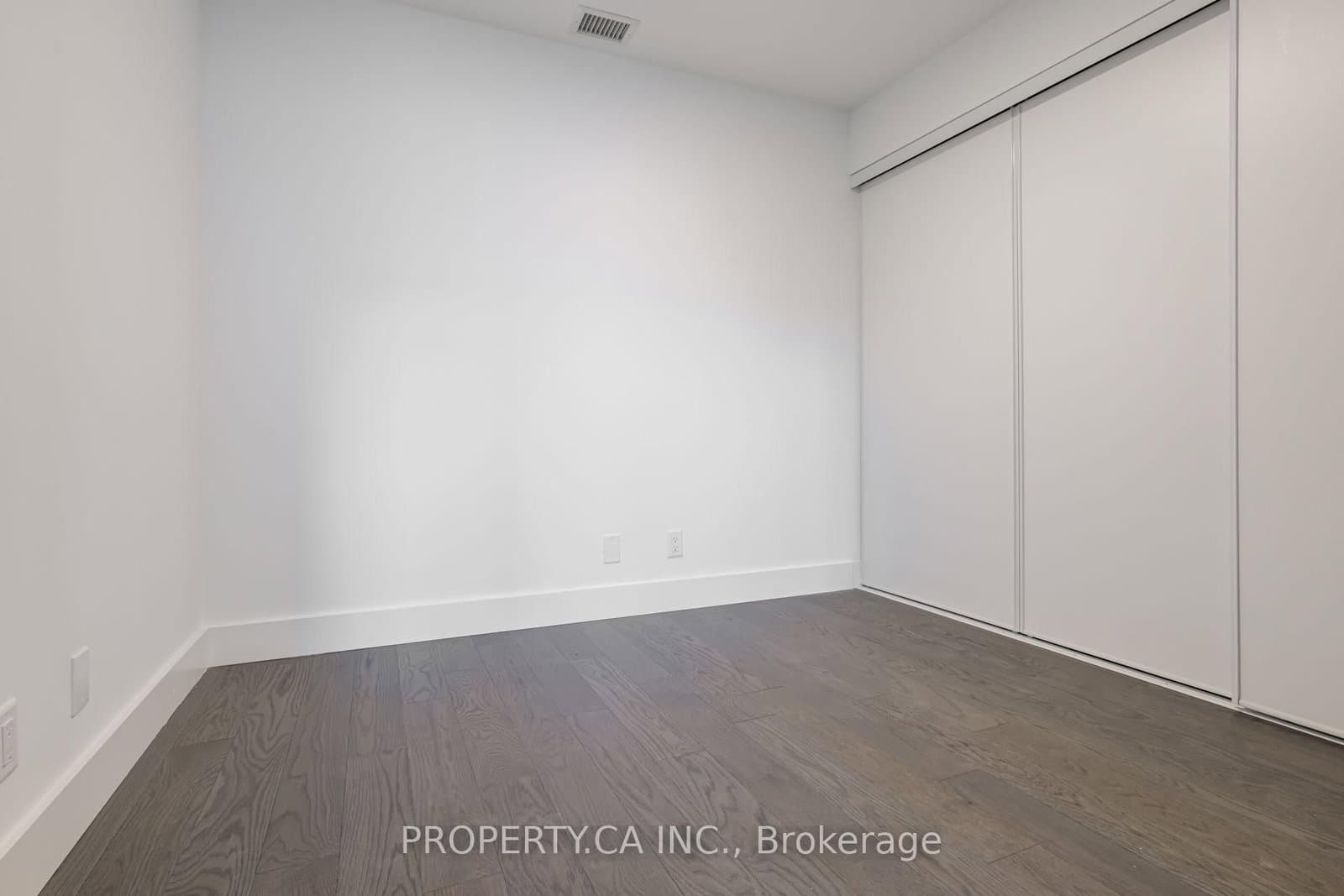 6 Greenbriar Road, Unit 106 thumbnail 18