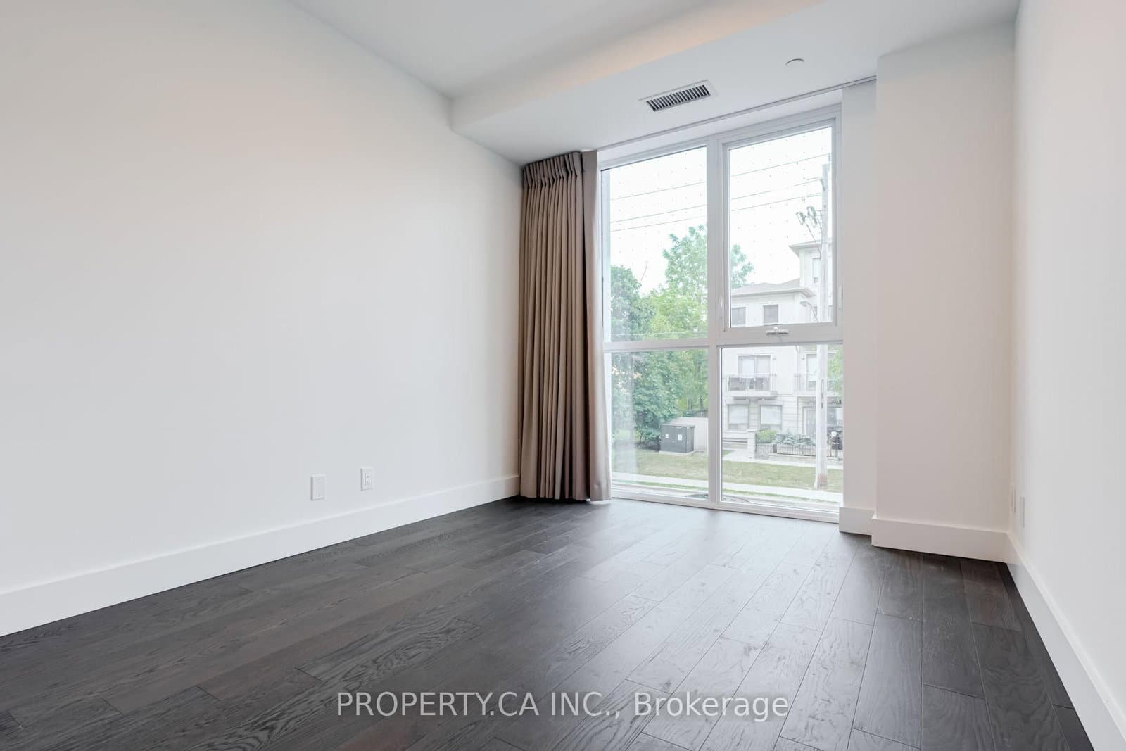 6 Greenbriar Road, Unit 106 thumbnail 25
