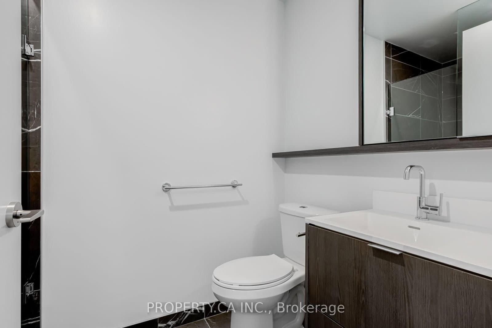 6 Greenbriar Road, Unit 106 thumbnail 28