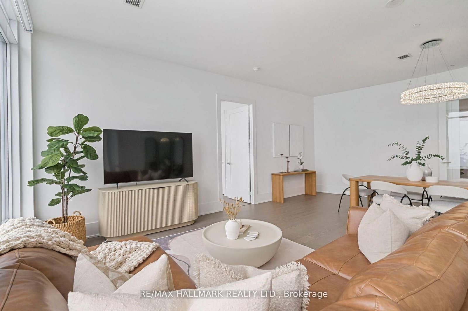 10 York Street, Unit 6805 thumbnail 12