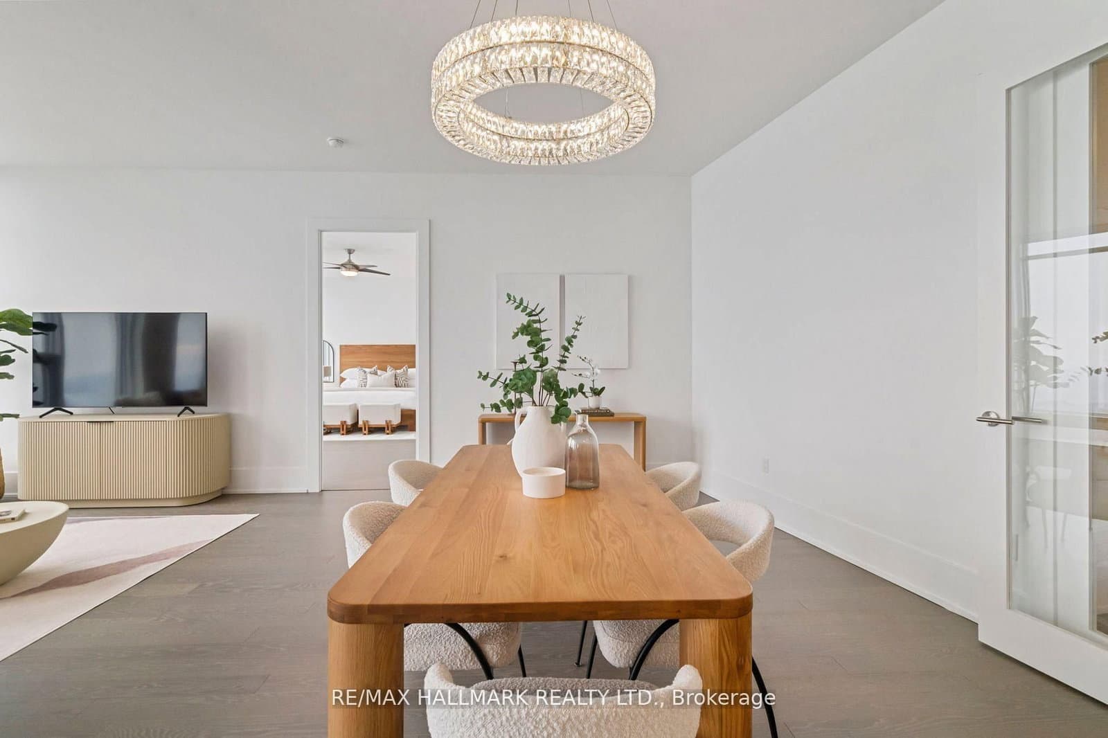 10 York Street, Unit 6805 thumbnail 17