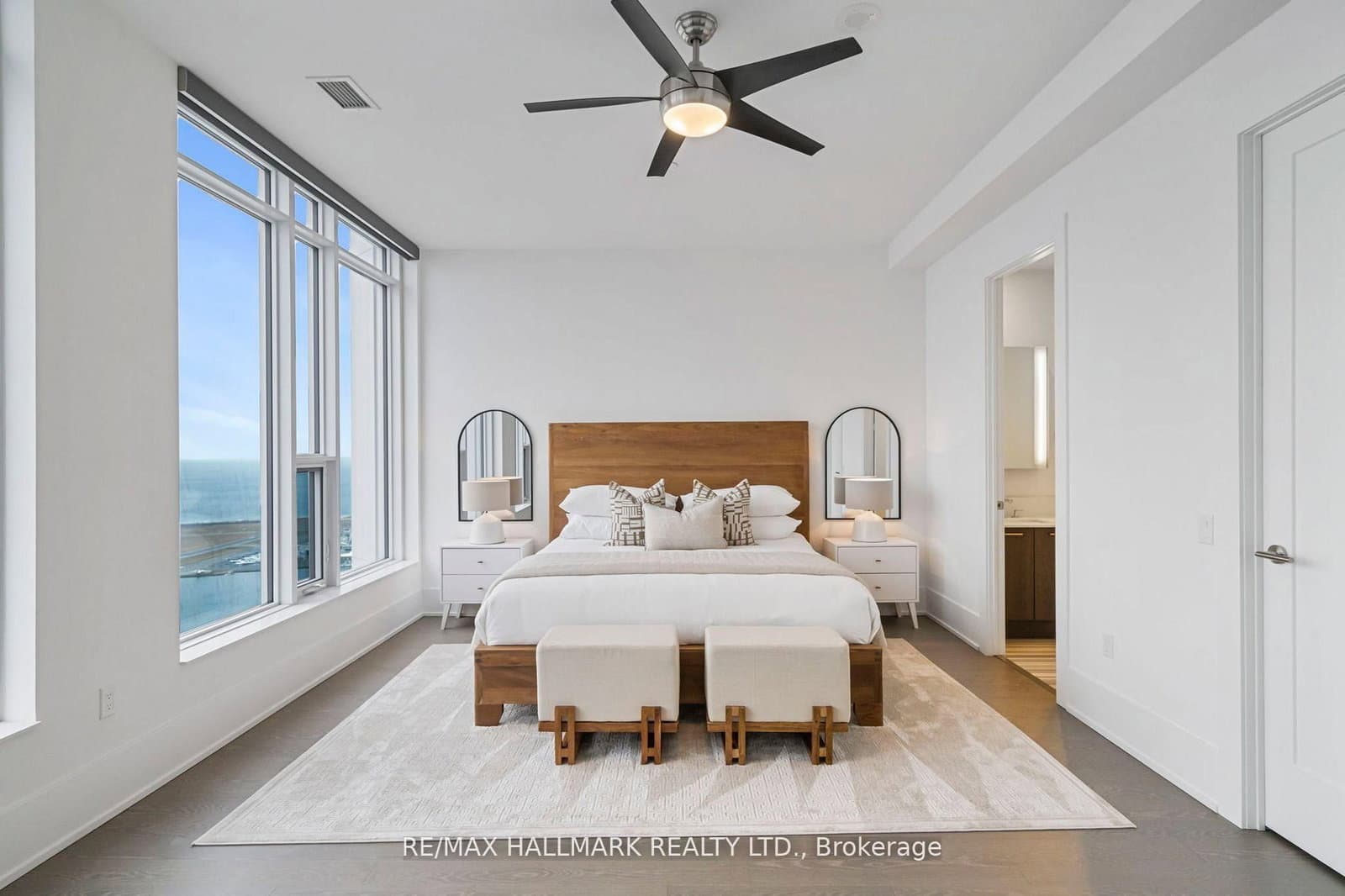 10 York Street, Unit 6805 thumbnail 21