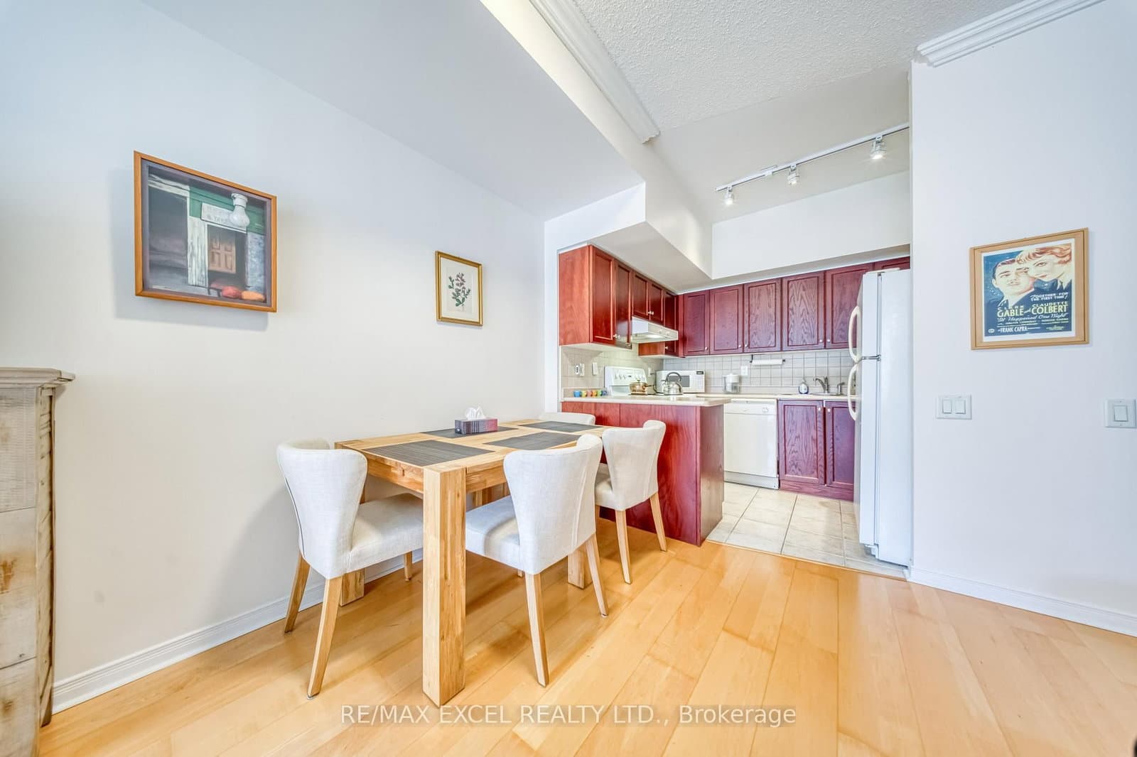 115 Richmond Street E, Unit 403 thumbnail 13