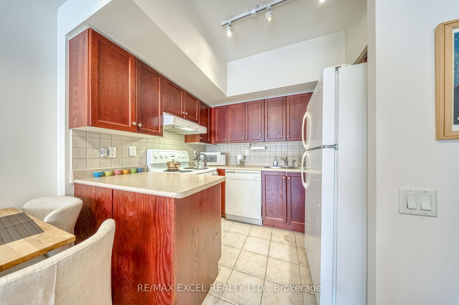 115 Richmond Street E, Unit 403 thumbnail 14