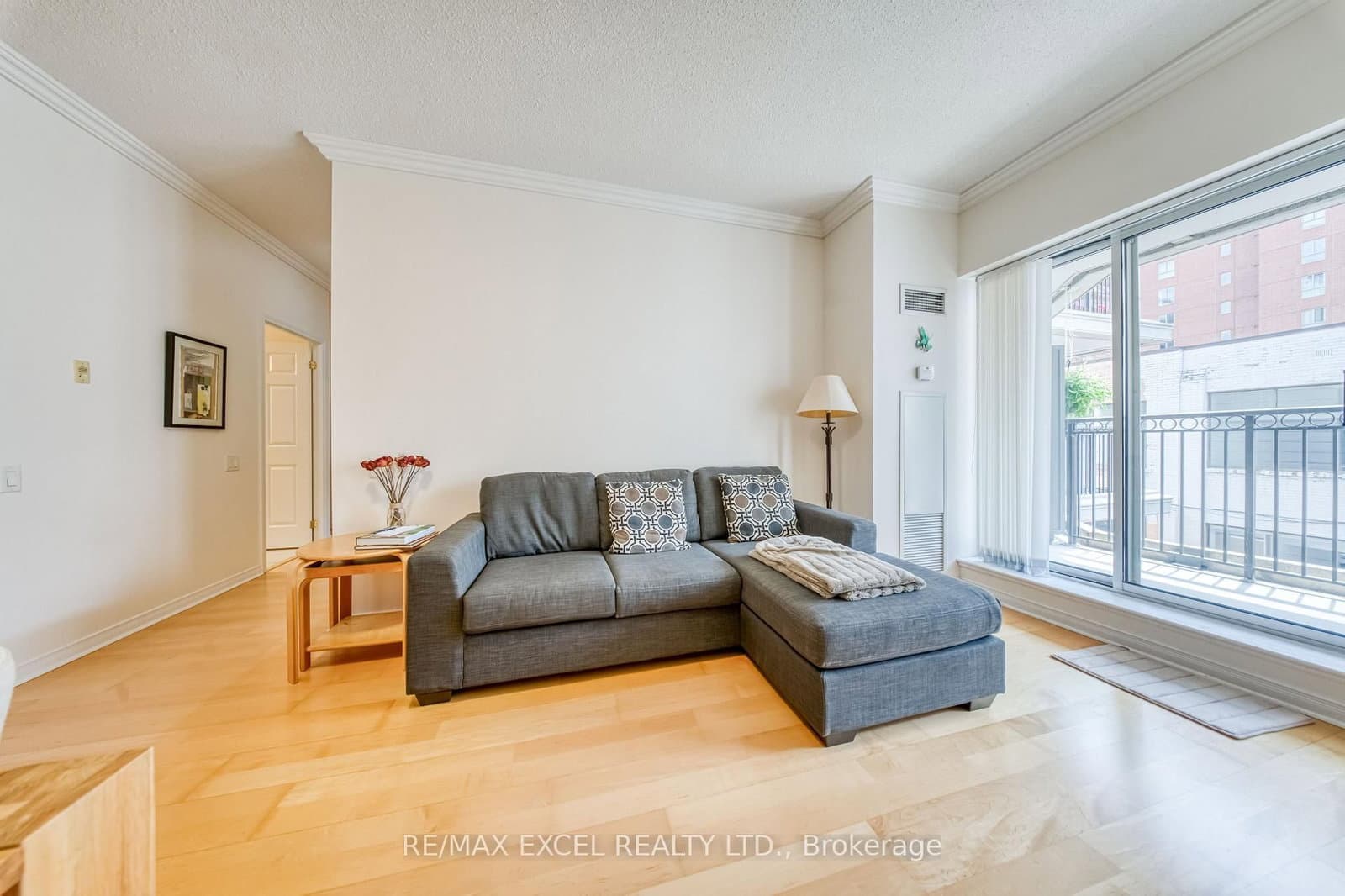 115 Richmond Street E, Unit 403 thumbnail 9
