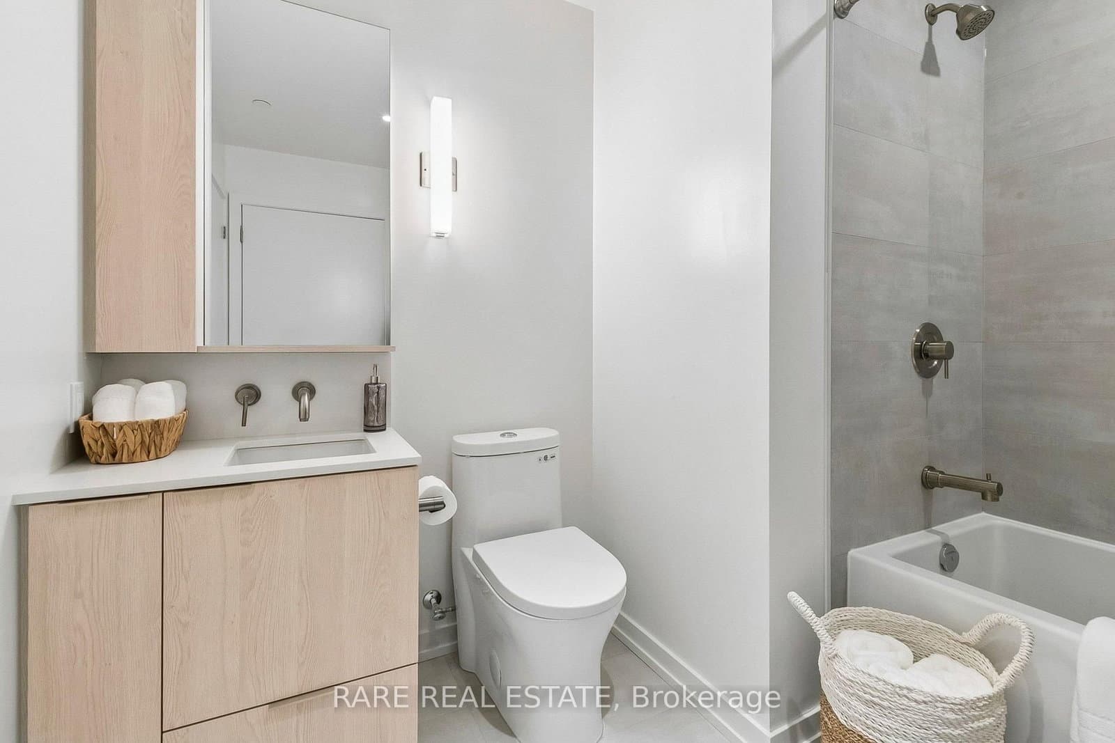 110 Broadway Avenue, Unit 2603 thumbnail 17