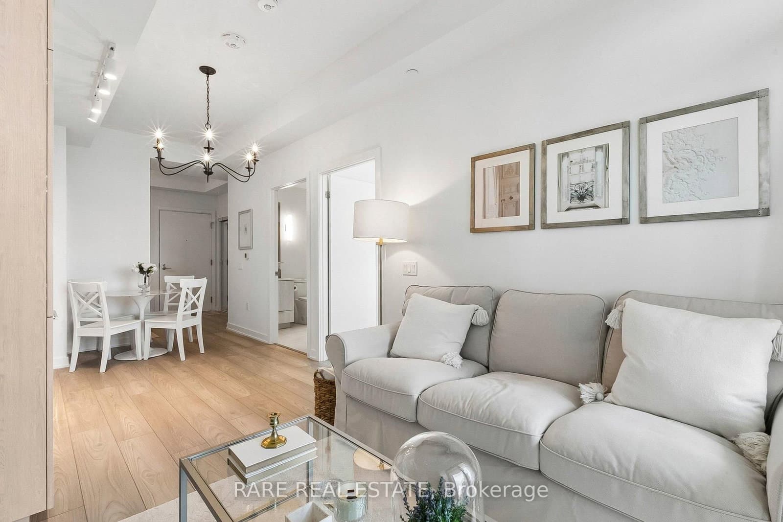 110 Broadway Avenue, Unit 2603 thumbnail 5