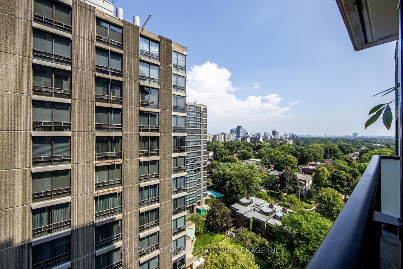 609 Avenue Road, Unit 1410 thumbnail 17