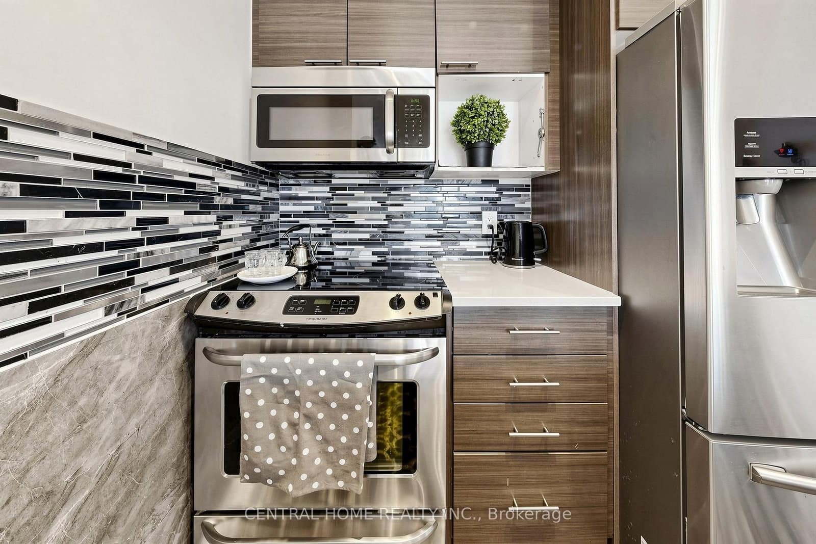 66 Forest Manor Road, Unit 1909 thumbnail 18