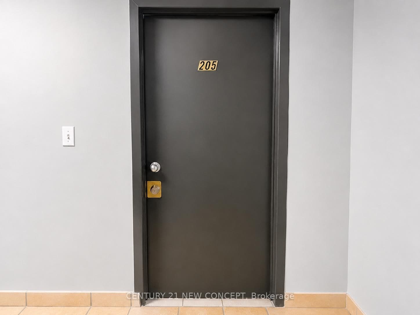 6120A Yonge Street, Unit 205 thumbnail 2