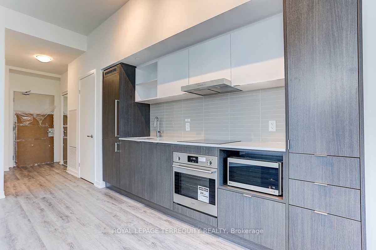 138 Downes Street, Unit 3215 thumbnail 21