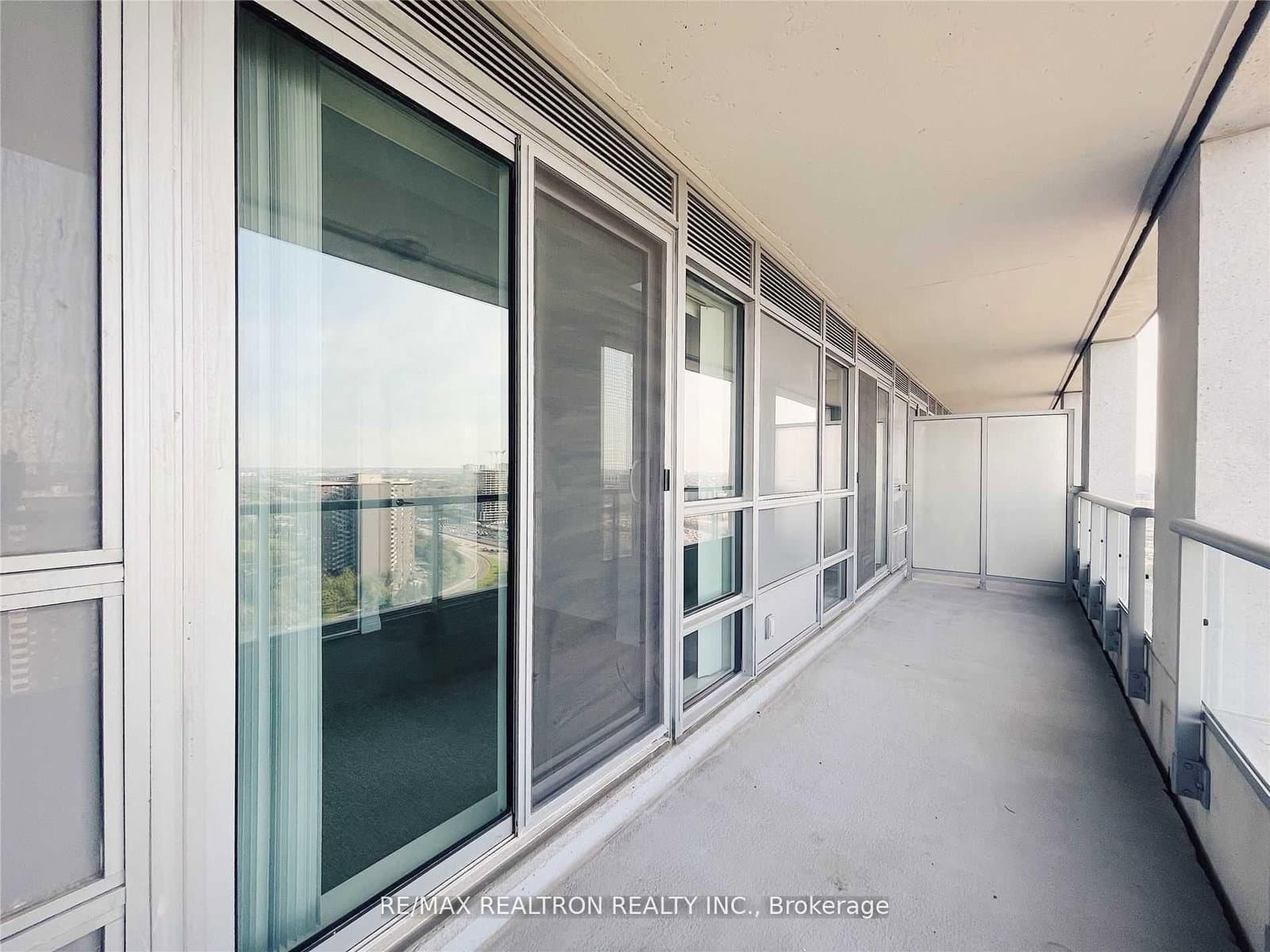 2015 Sheppard Avenue E, Unit 2406 thumbnail 11