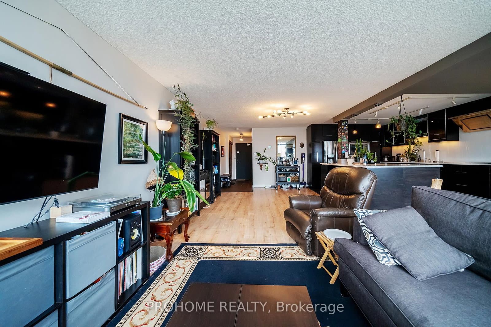 45 Carlton Street, Unit 1901 thumbnail 12