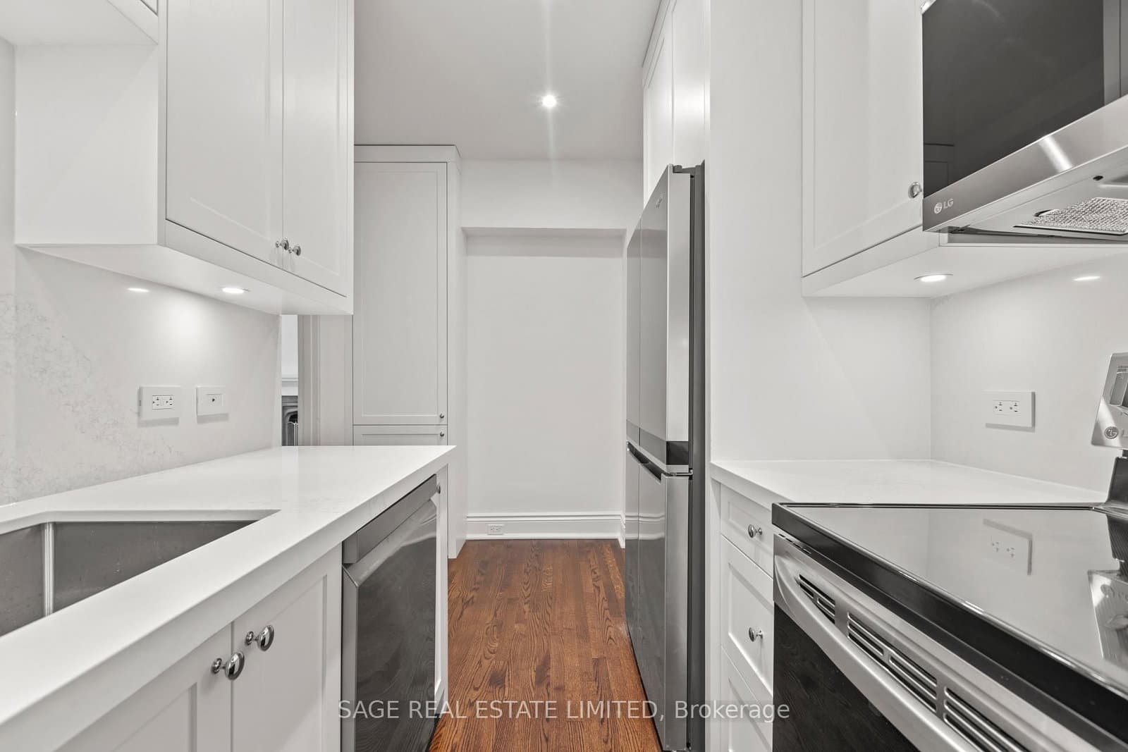 150 Balmoral Avenue, Unit 502 thumbnail 16