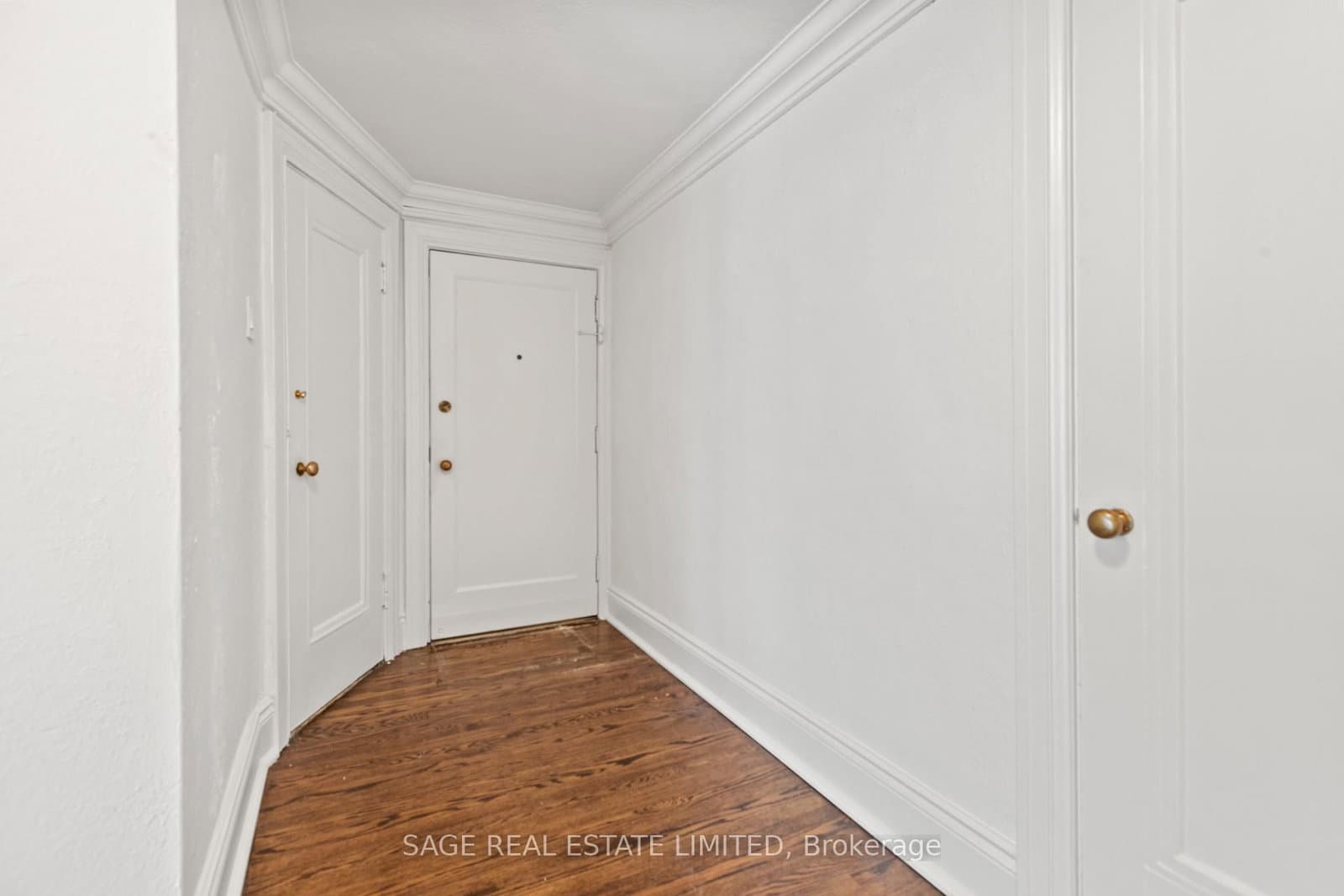 150 Balmoral Avenue, Unit 502 thumbnail 4